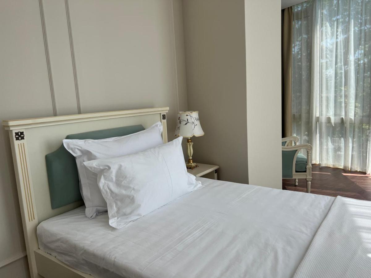 Sol Invictus Boutique Hotel Durres Albania Екстер'єр фото